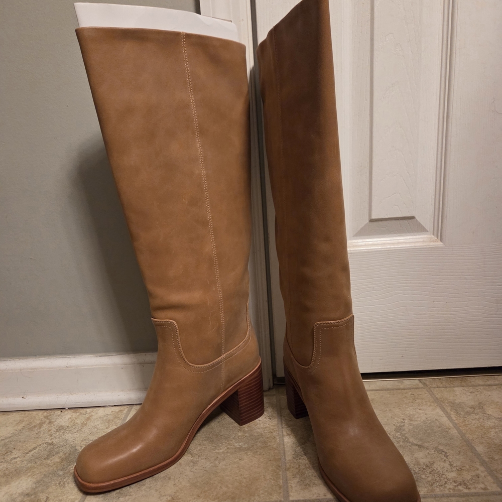 NWT Steve Madden Banana Leather Heeled Boots Size 11